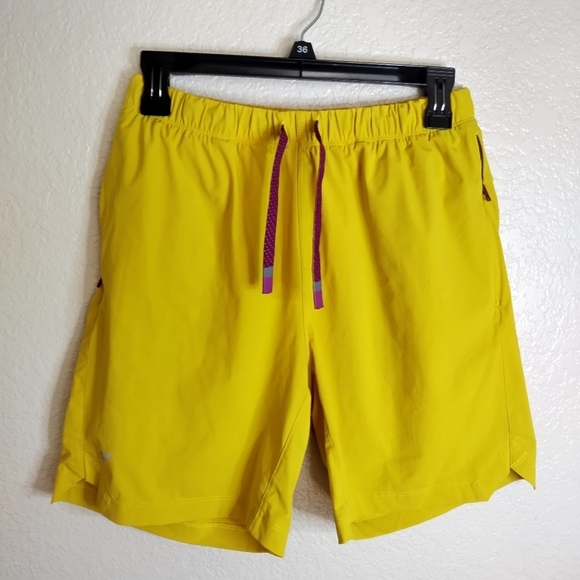FABLETICS The One Short 7" In Sunset Yellow Sz S - Picture 2 of 7